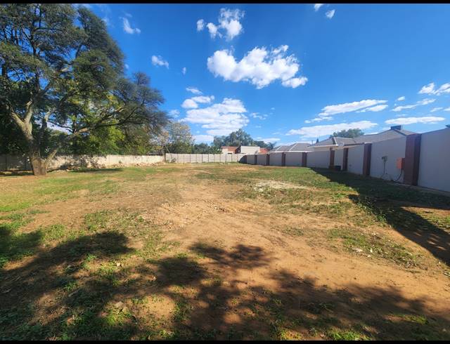 1,260M² VACANT LAND SOLD IN VANDERBIJLPARK SW 5